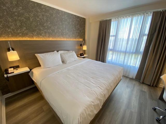 Garden Inn & Suites - Jfk New York Esterno foto